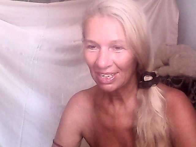 victoria71 live cam on BongaCams