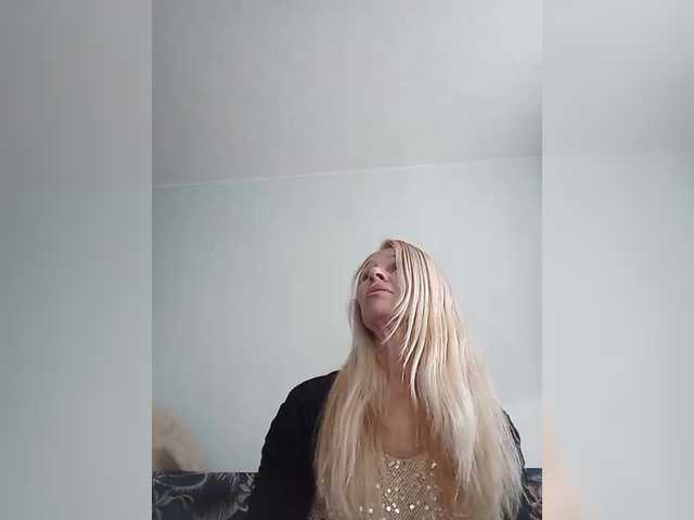 victoria71's BongaCams show and profile