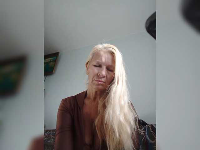 victoria71 live cam on BongaCams