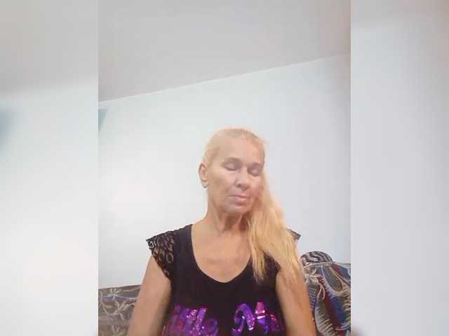 victoria71 live cam on BongaCams