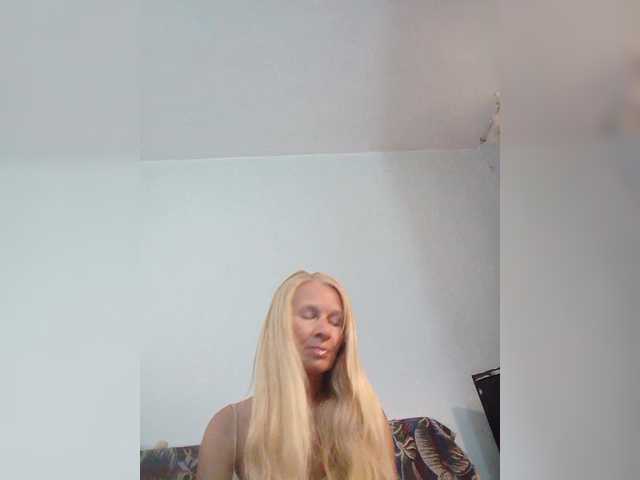 victoria71 live cam on BongaCams