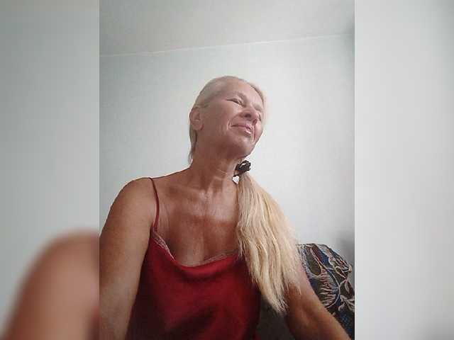 victoria71 live cam on BongaCams
