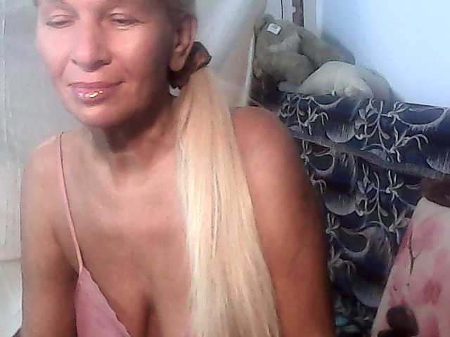 victoria71 live cam on BongaCams