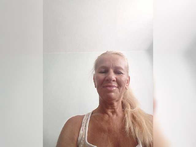 victoria71 live webcam show