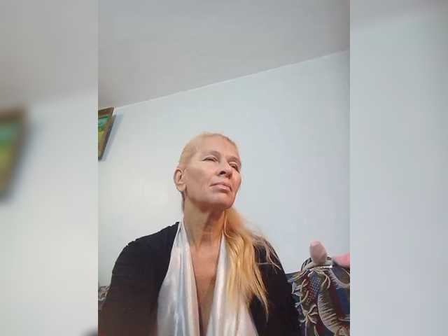 victoria71 live cam on BongaCams