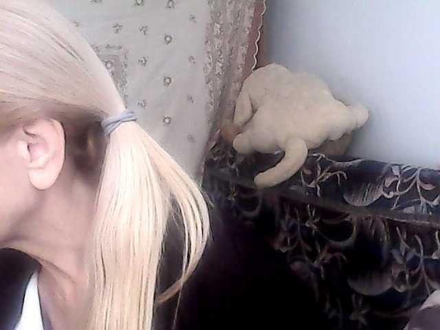 victoria71's BongaCams show and profile