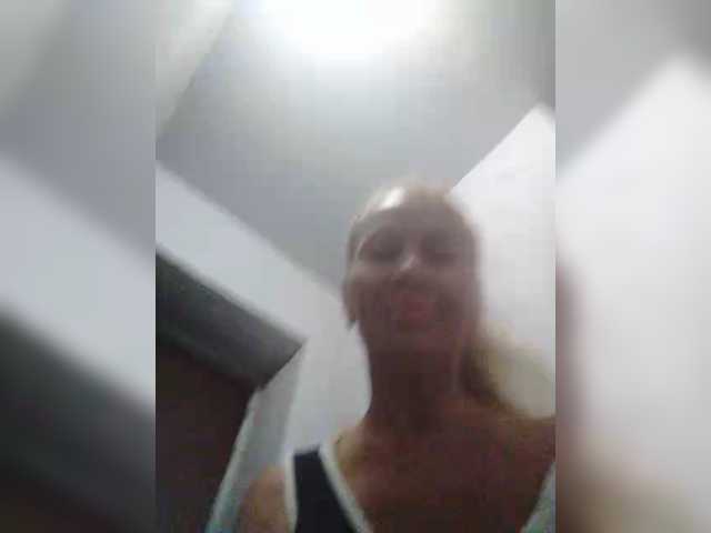 victoria71 live cam on BongaCams