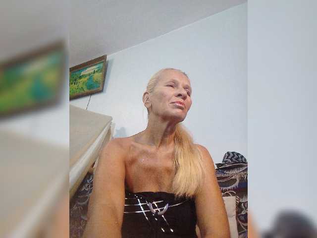 victoria71 live cam on BongaCams