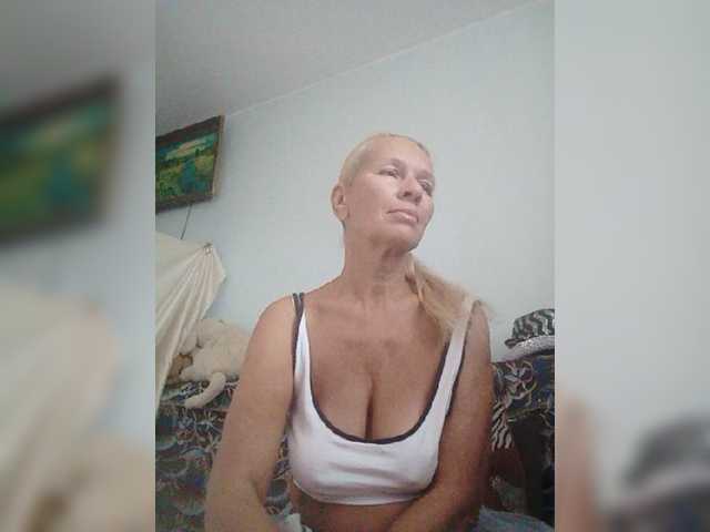 victoria71 live cam on BongaCams