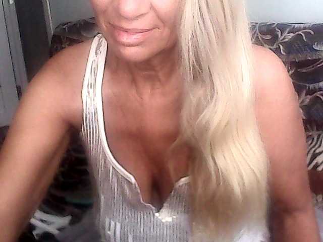 victoria71 live cam on BongaCams