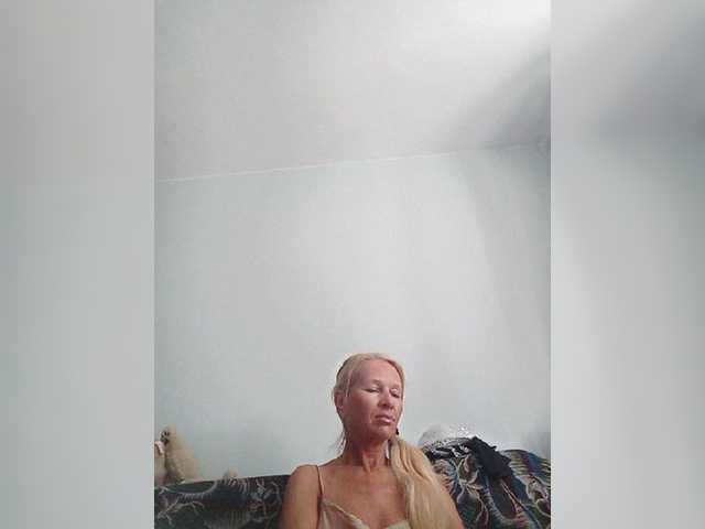 victoria71 live cam on BongaCams