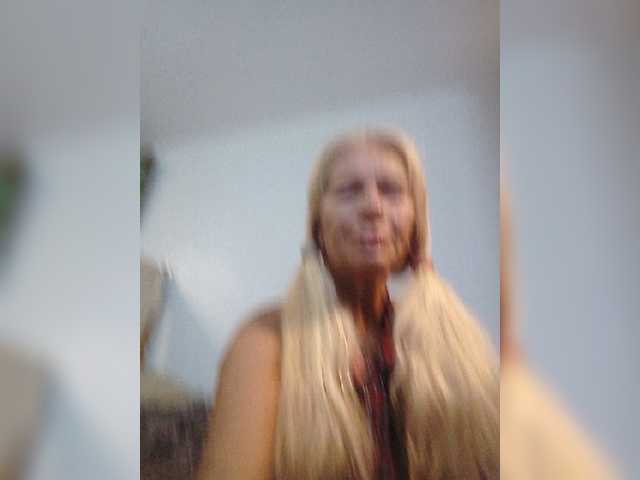 victoria71 live cam on BongaCams