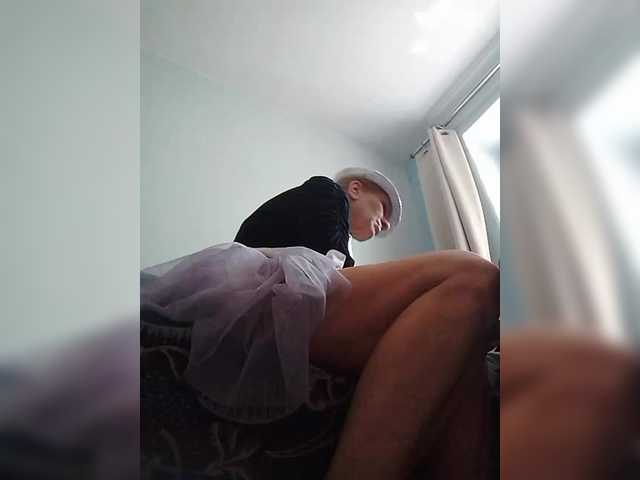 victoria71's BongaCams show and profile