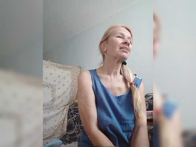 victoria71's BongaCams show and profile