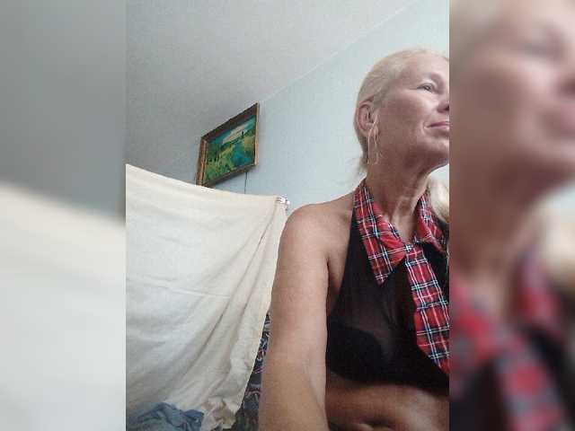 victoria71 live sex show