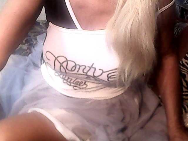 victoria71 live cam on BongaCams