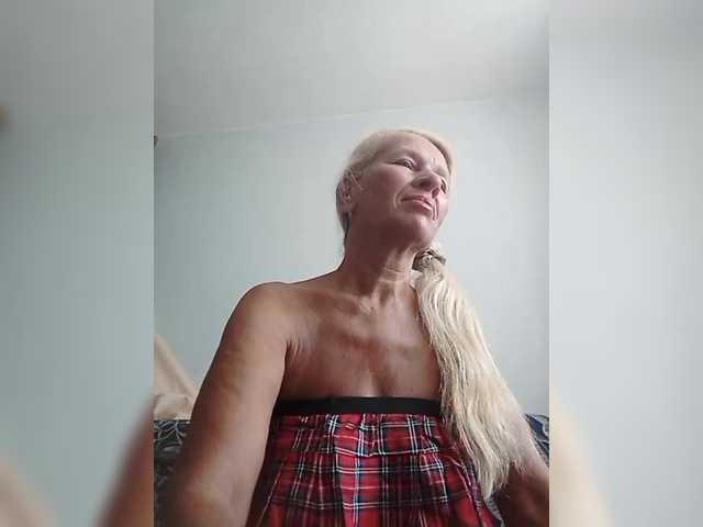 victoria71 live cam
