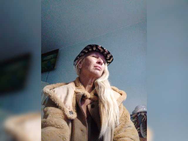 victoria71 live cam on BongaCams