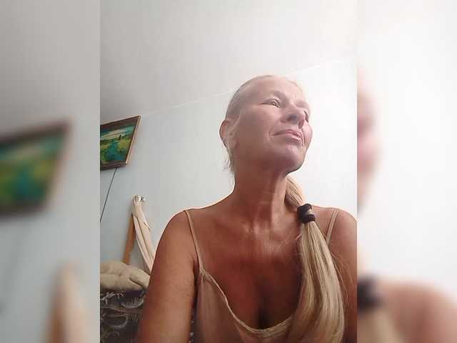 victoria71 live cam on BongaCams