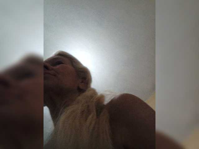 victoria71 live cam on BongaCams