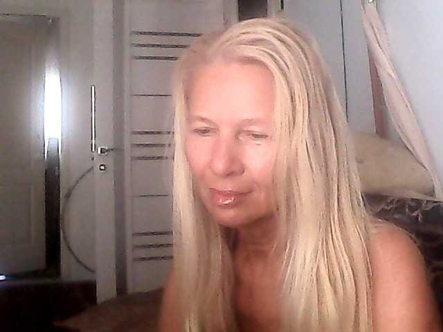 victoria71 live cam on BongaCams