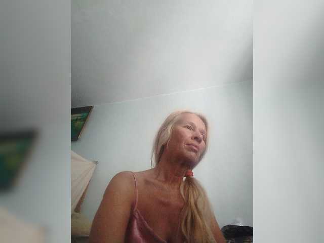 victoria71 live cam on BongaCams