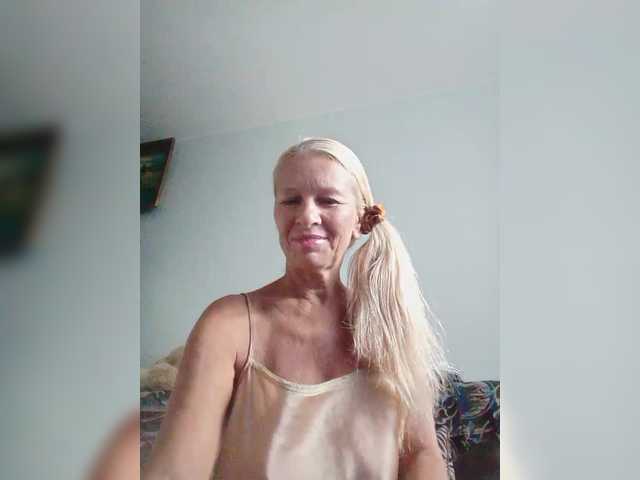 victoria71 live cam on BongaCams
