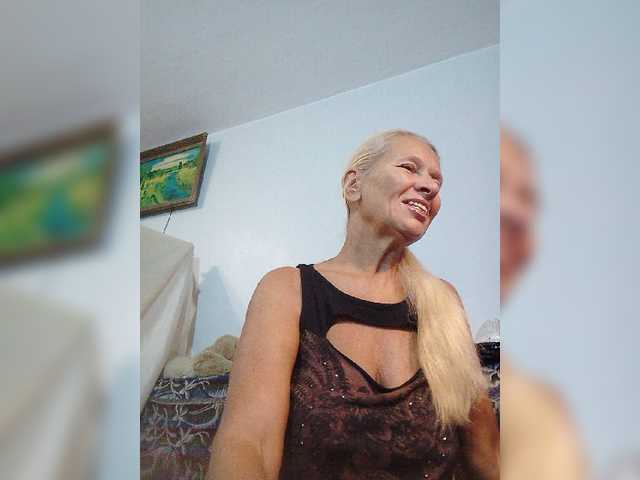victoria71 live cam on BongaCams