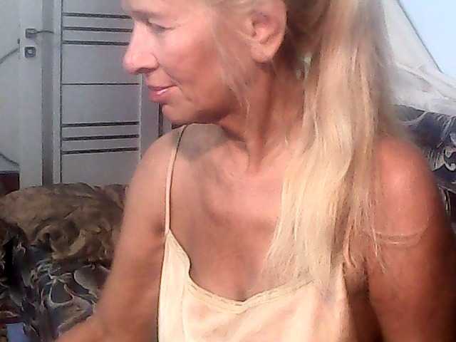 victoria71 live cam on BongaCams