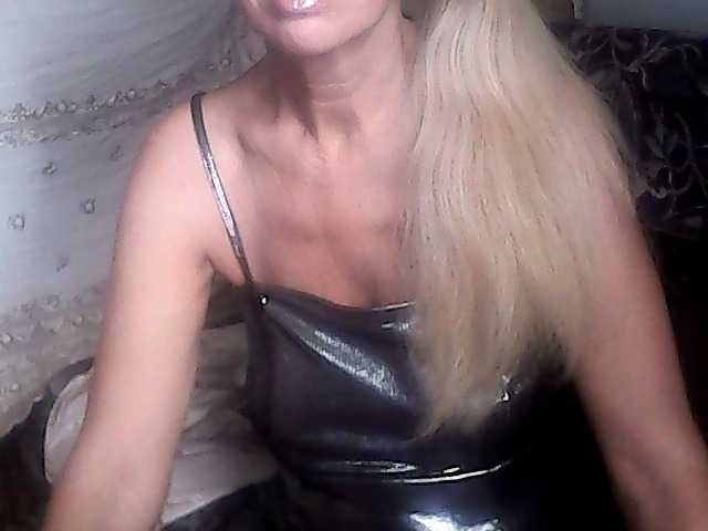 victoria71 live cam
