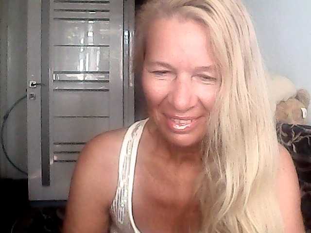 victoria71 live cam on BongaCams