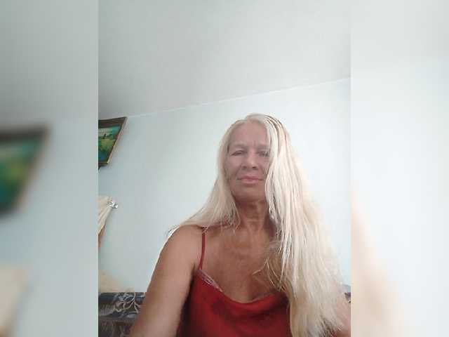 victoria71 live cam on BongaCams