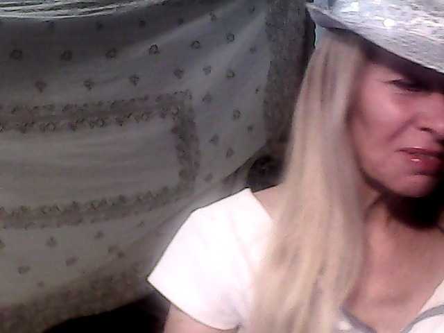 victoria71's BongaCams show and profile