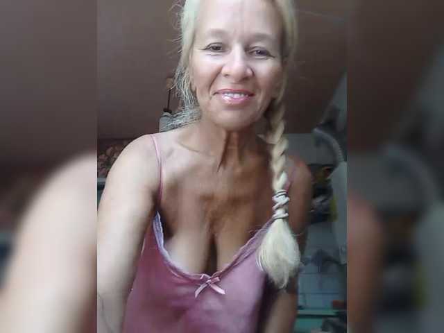 victoria71 live cam on BongaCams