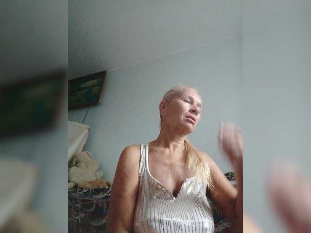 victoria71 live cam on BongaCams