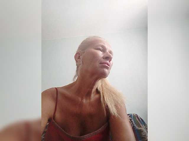 victoria71 live cam on BongaCams