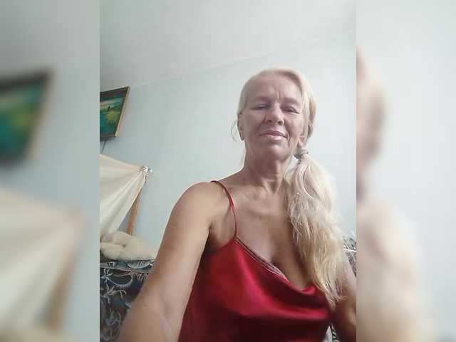 victoria71 live cam on BongaCams