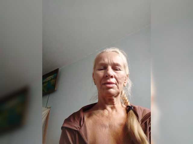 victoria71 live cam on BongaCams