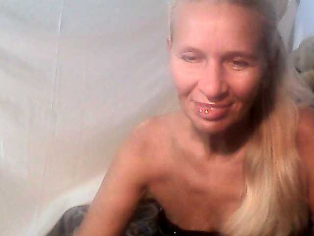 victoria71 live cam on BongaCams