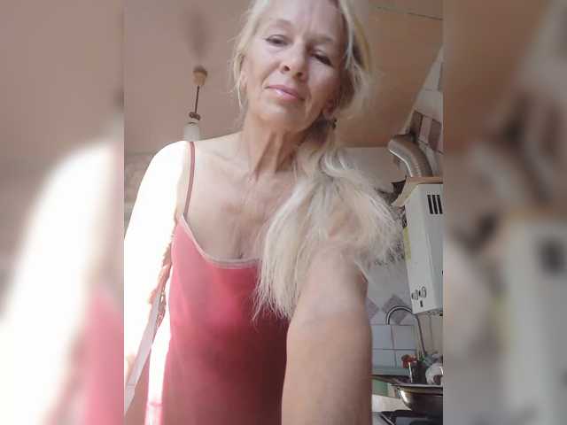 victoria71 live cam on BongaCams