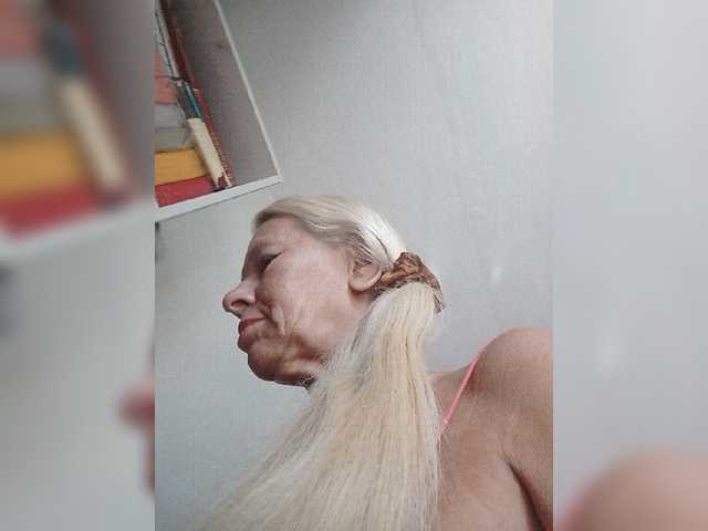 victoria71 live cam on BongaCams