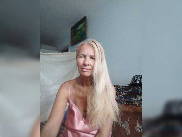 victoria71 live cam on BongaCams