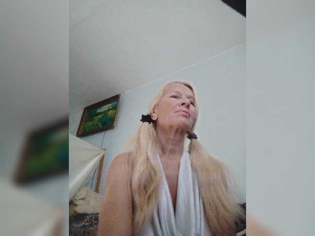 victoria71 live cam on BongaCams