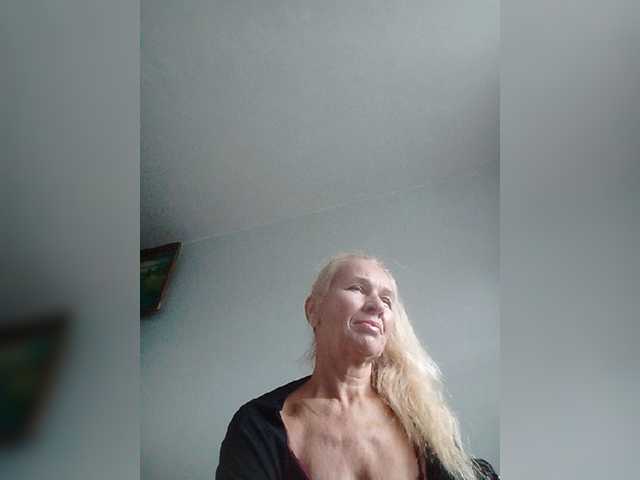 victoria71 live cam on BongaCams