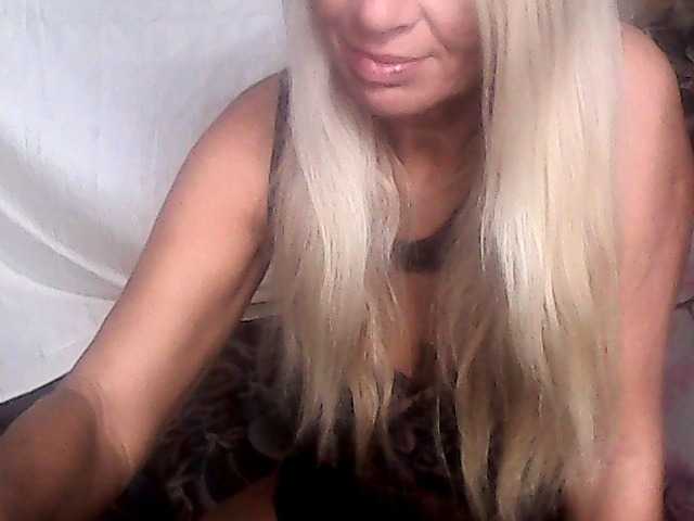 victoria71 live cam on BongaCams