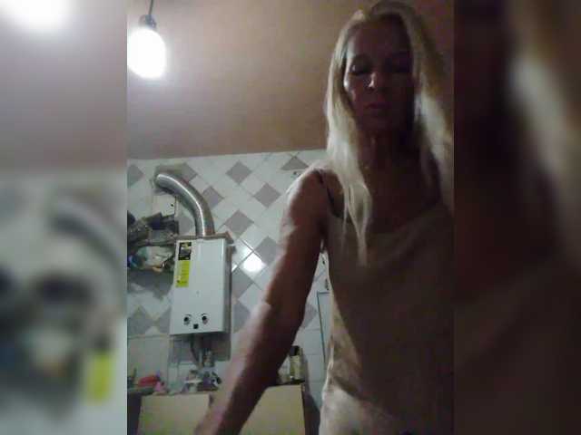 victoria71 live cam on BongaCams