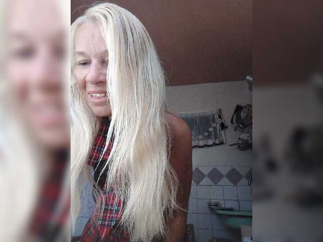 victoria71 live sex