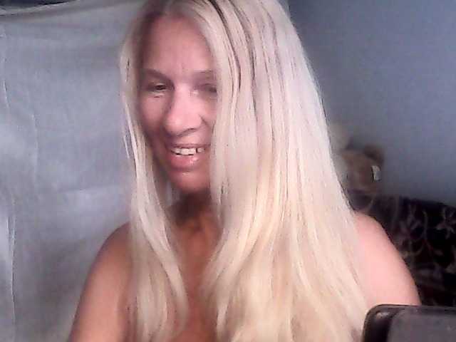 victoria71 live cam on BongaCams