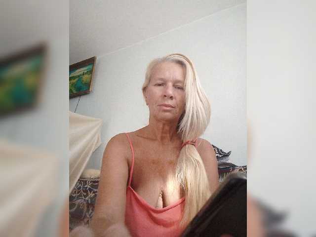 victoria71 live cam