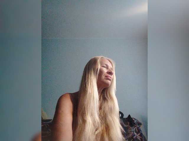victoria71 live cam on BongaCams